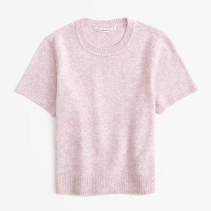 Women's Abercrombie Crew Sweater Tee - NWT - Closet staple!